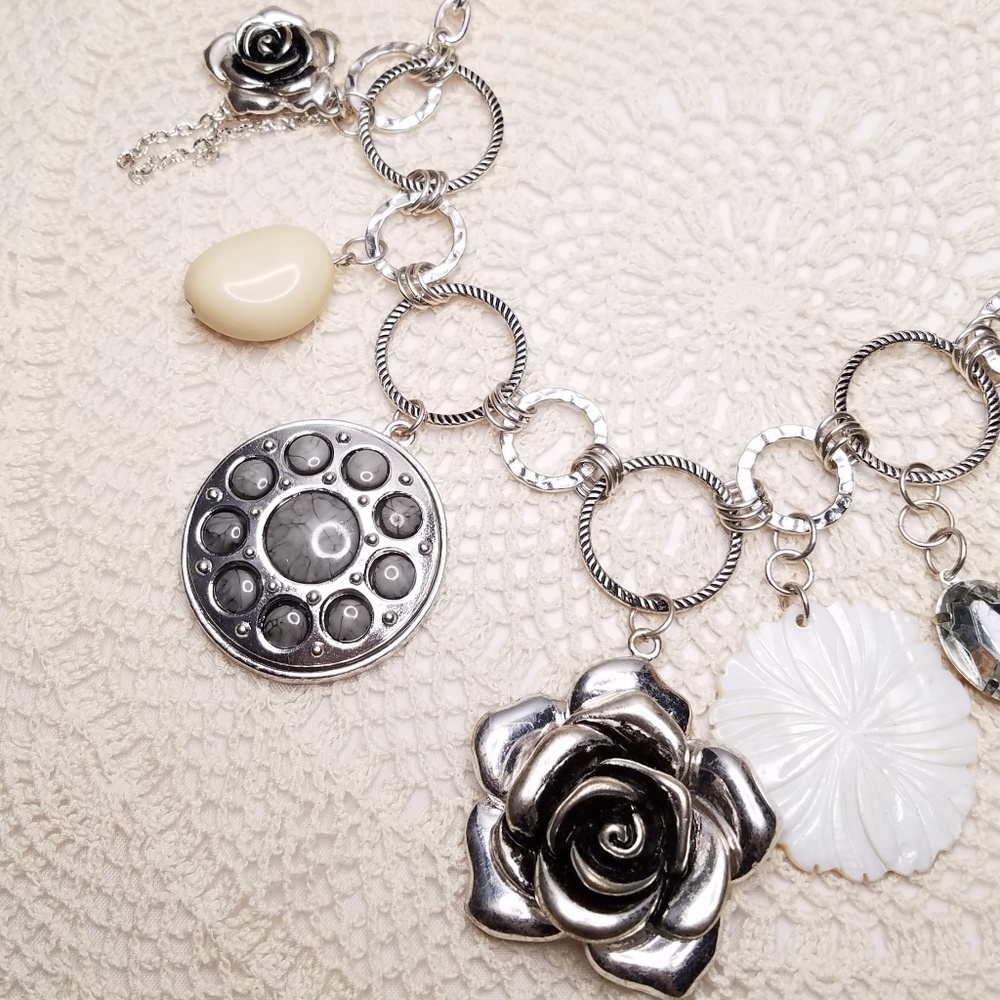 Statement Silver Shell Rose Flower Charm Necklace - image 5